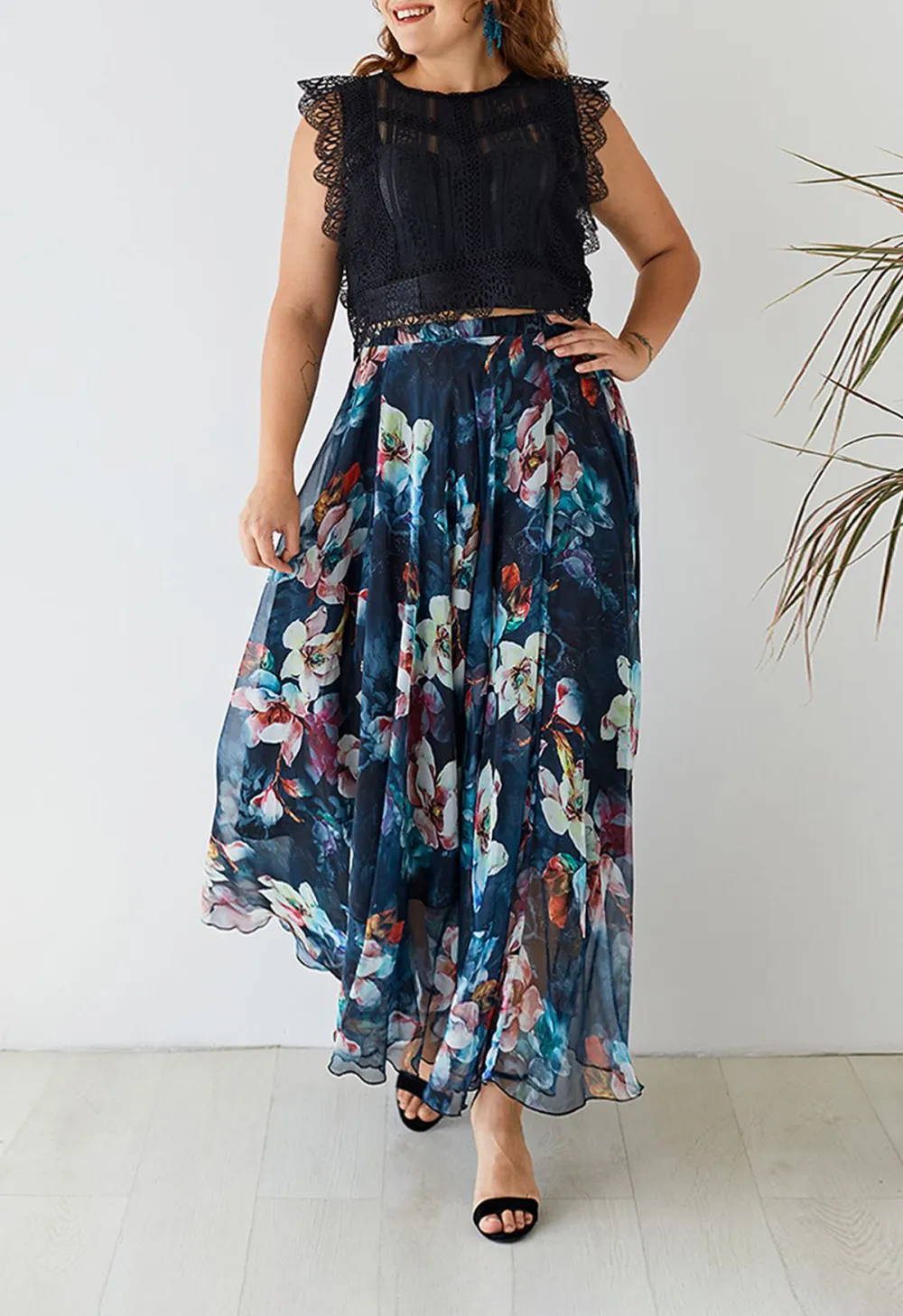 FLOWY FLORAL CHIFFON MAXI SKIRT