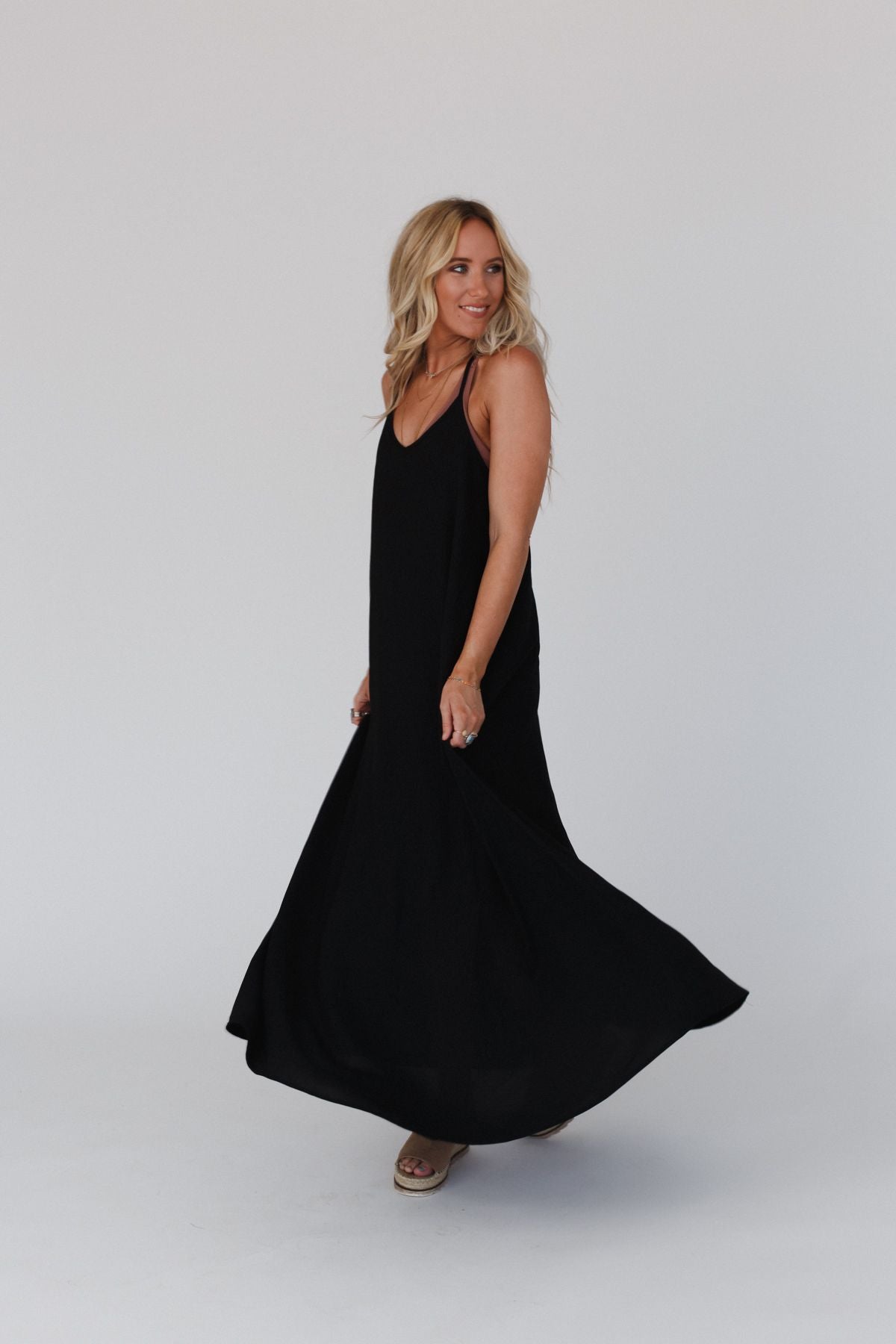 Oasis Pocket Maxi Dress - Black