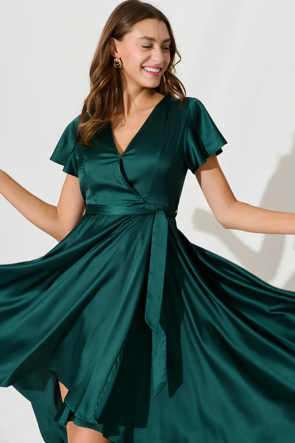 Loulou Maxi Dress In Emerald Satin