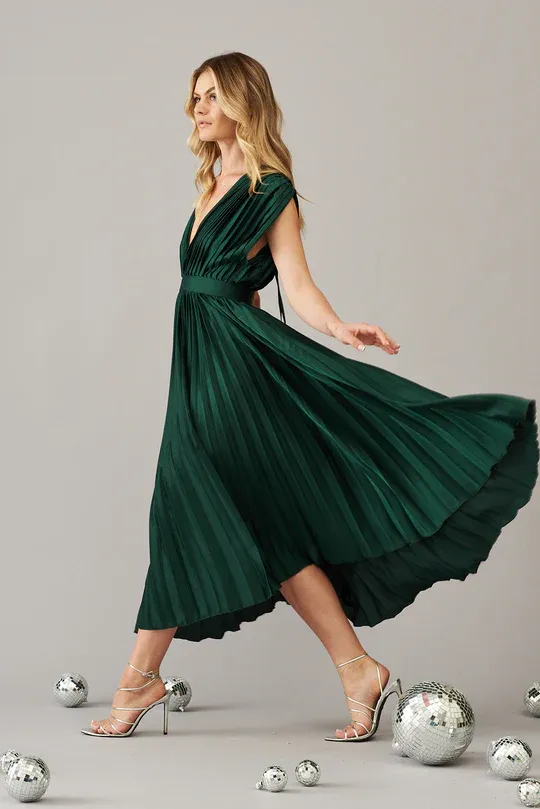 Anetta Midi Dress In Pleated Emerald Satin