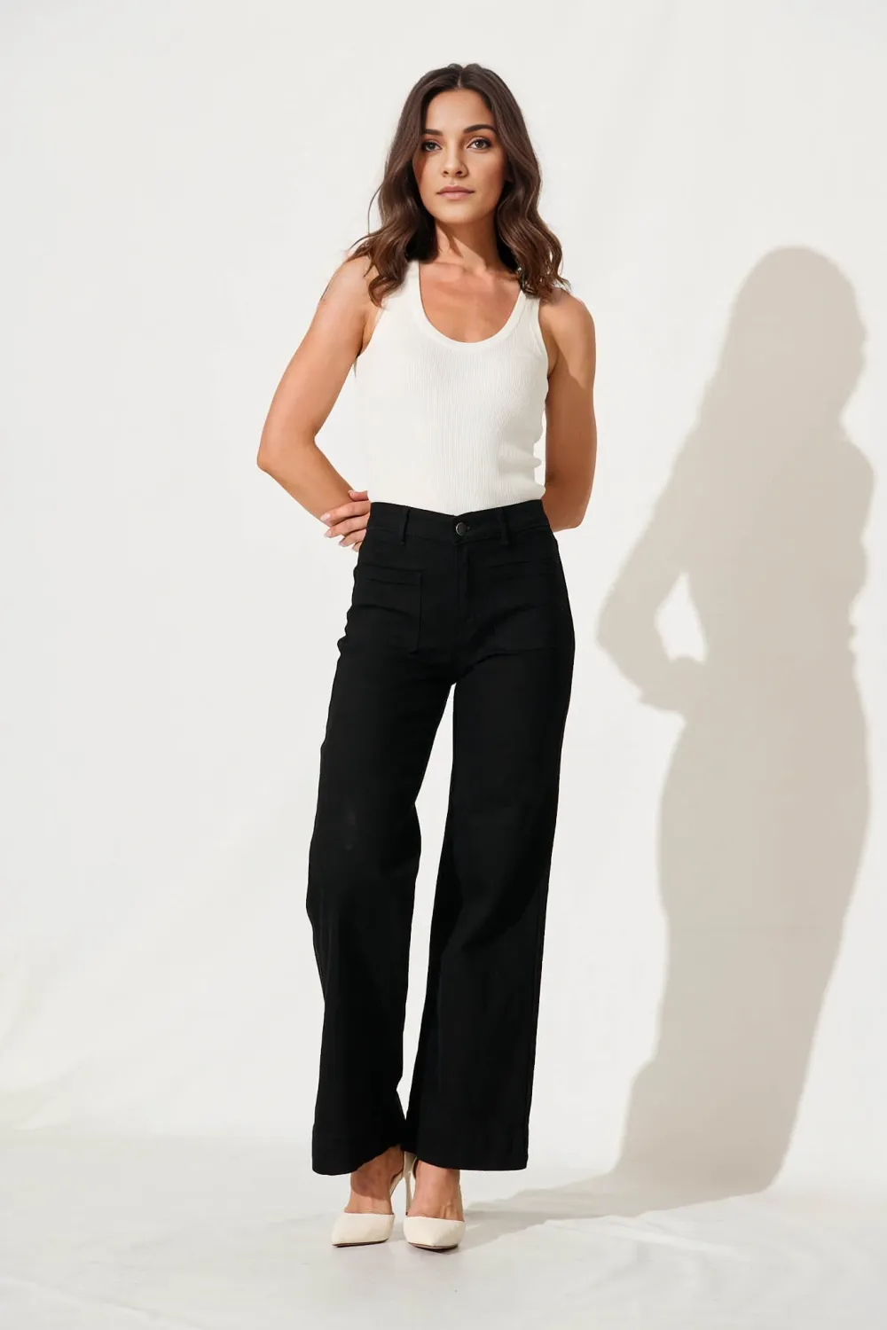 Juan High Rise Wide Leg Jean In Black Denim