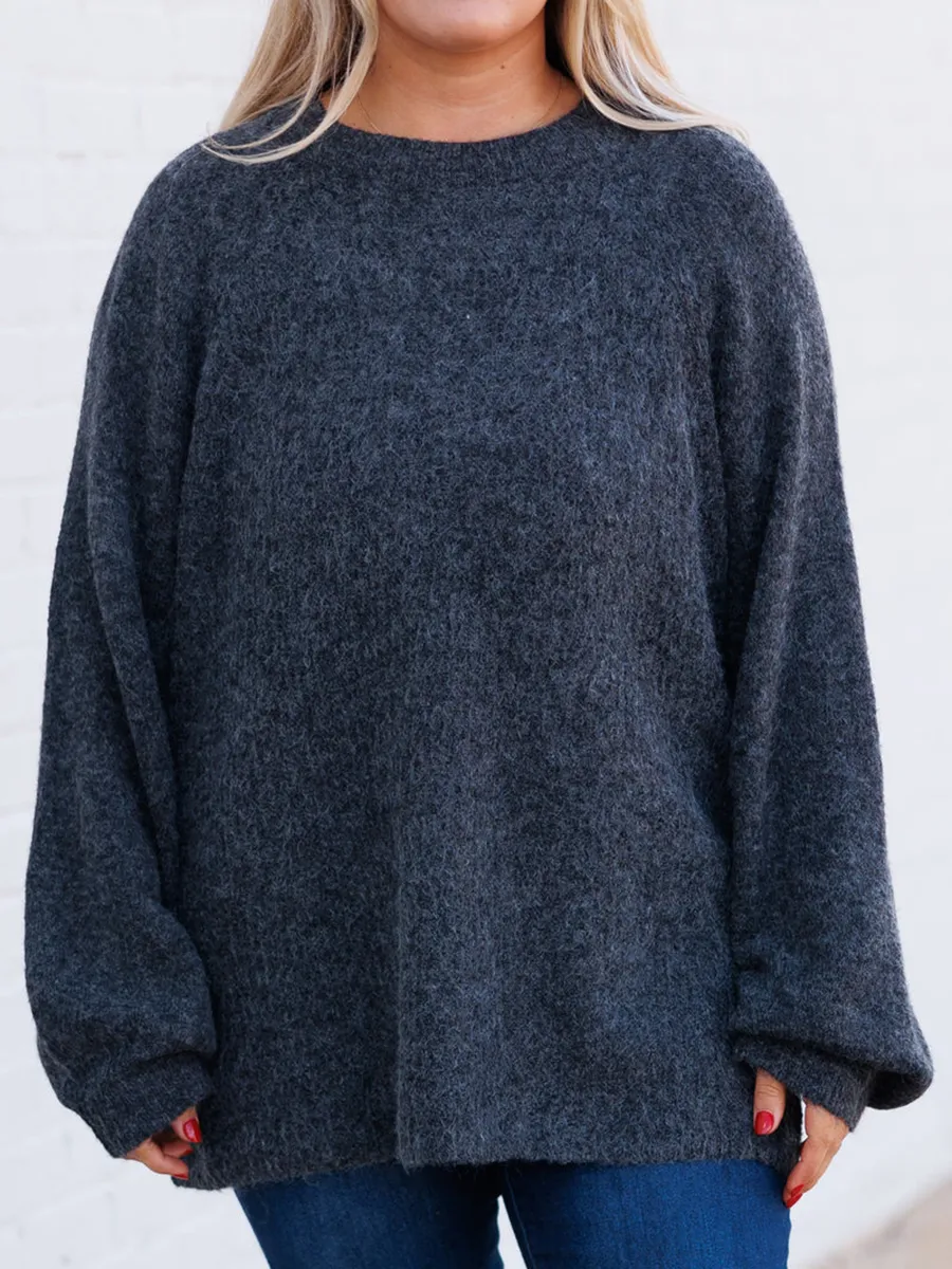 Dark gray lantern sleeved loose knit sweater