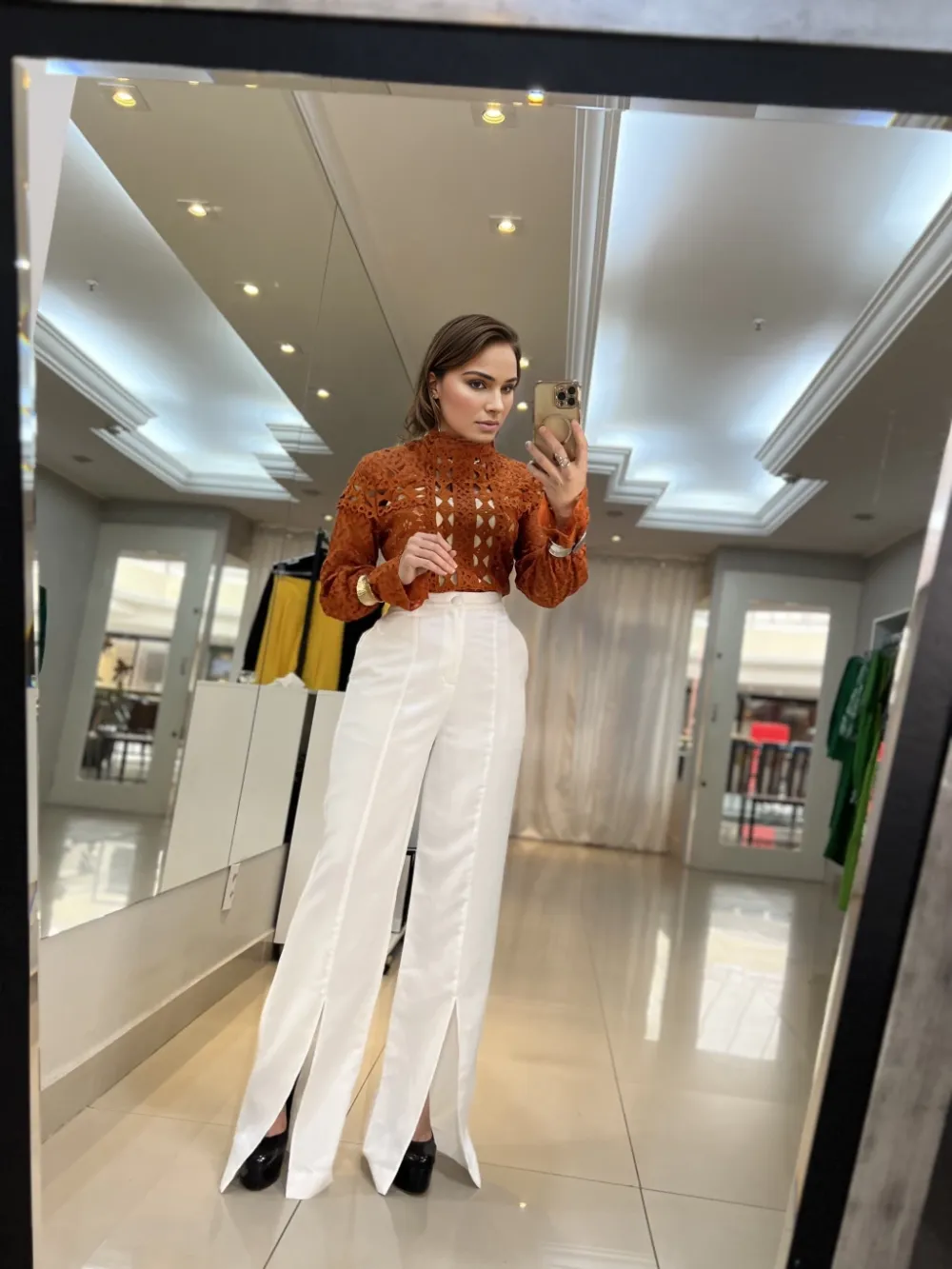 Elegant with modern slit trousers