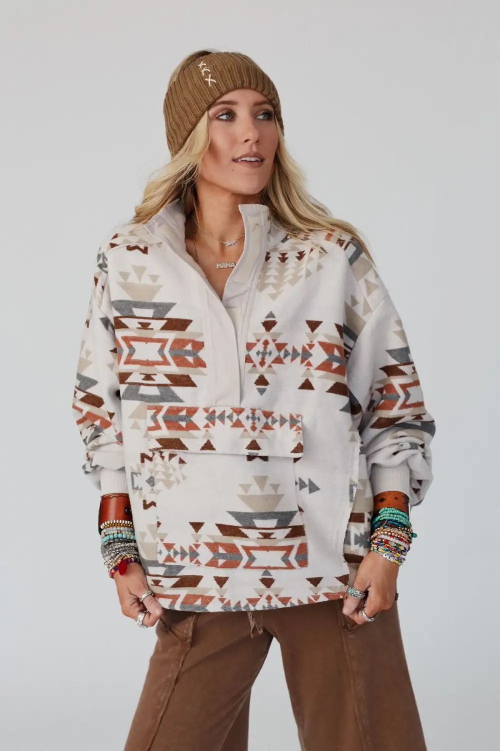 Rustic Hallow Western Pullover - Taupe