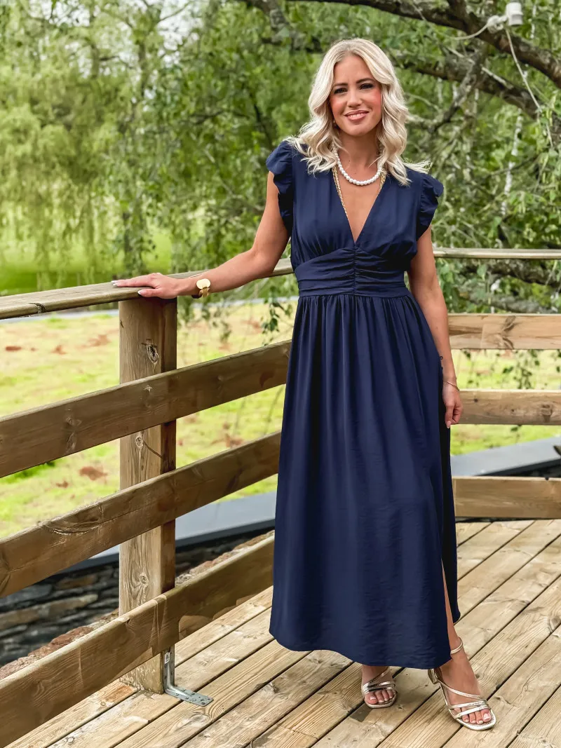 JANIE LONG DRESS - NAVY BLUE