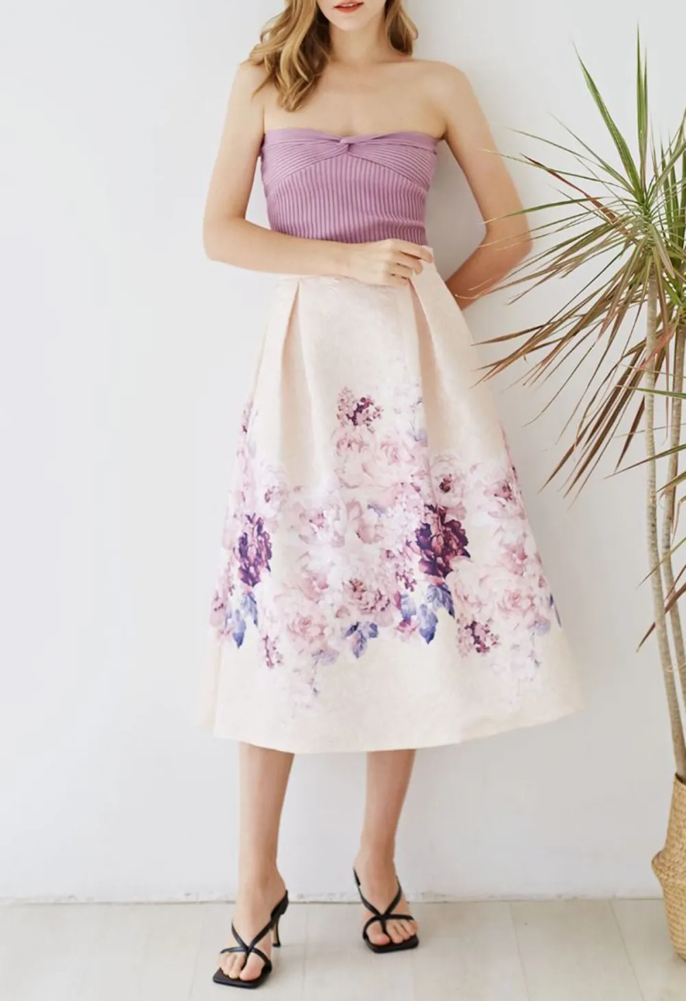 LAVENDER PEONY PRINT EMBOSSED MIDI SKIRT