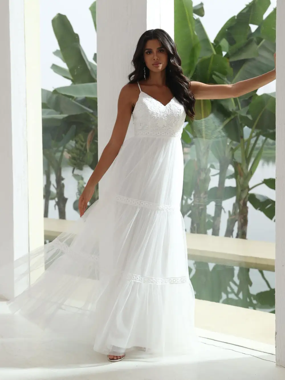 Spaghetti Straps Embroidery Wholesale Wedding Dresses