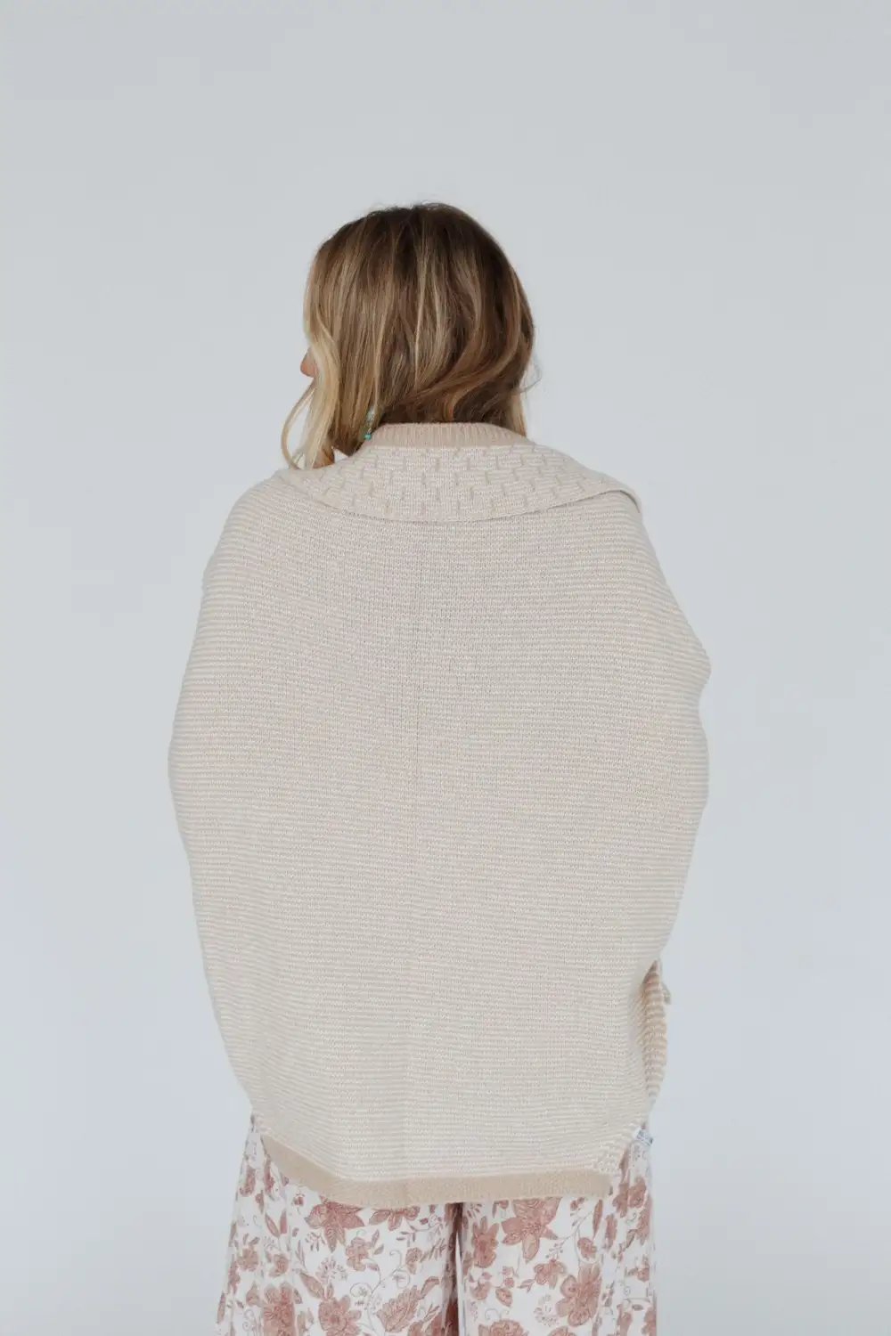 Blakely Cozy Knit Shawl - Beige