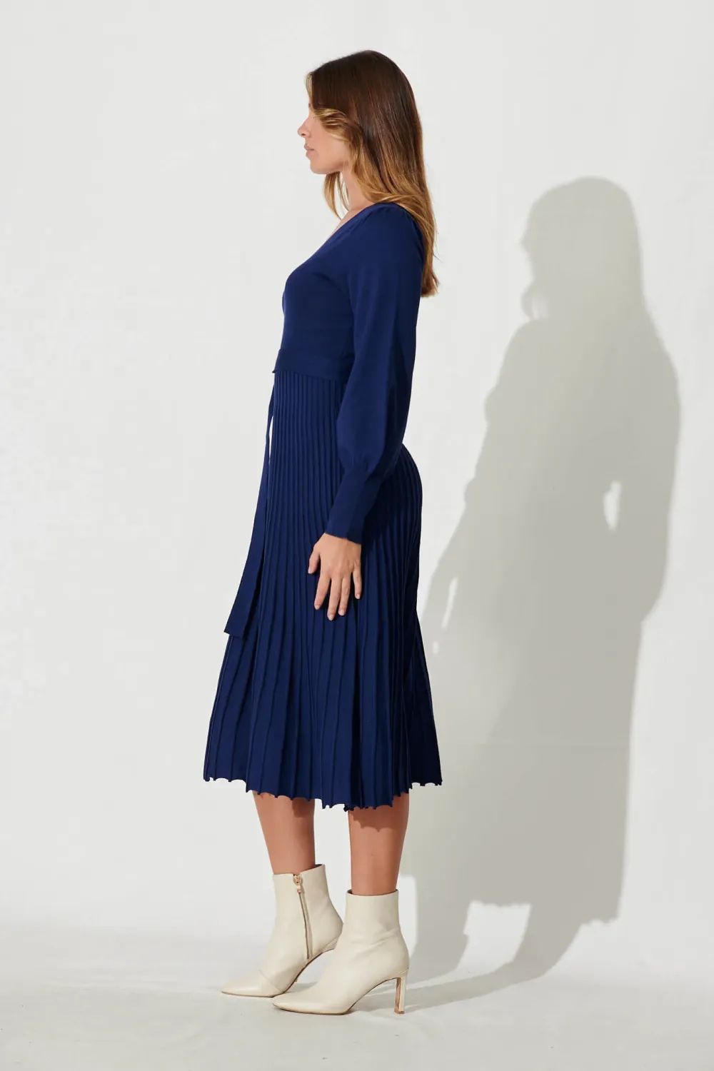 Albi Midi Knit Dress In Navy Cotton Blend