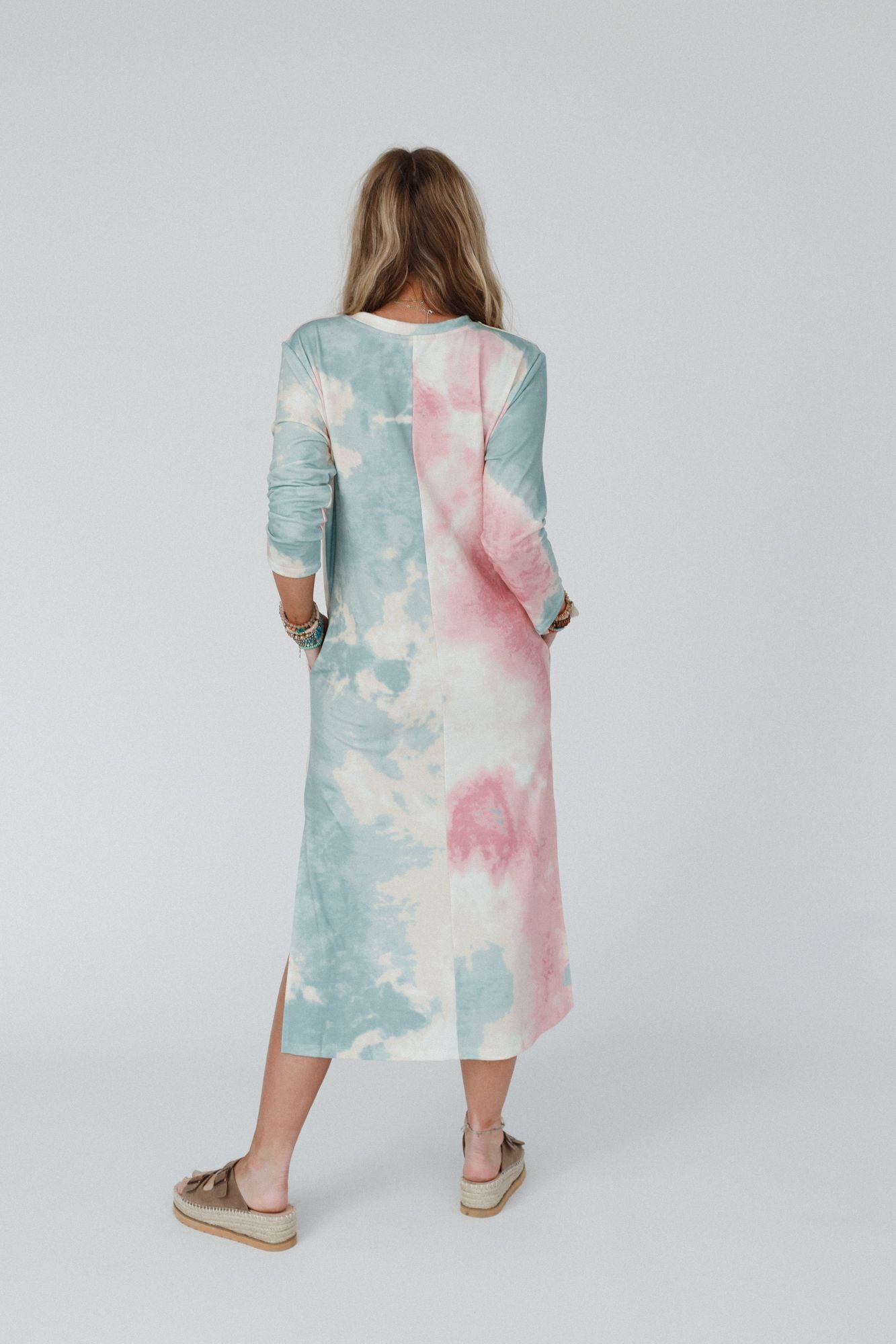 Soul Shine Pocketed Tie Dye Midi Dress - Sage