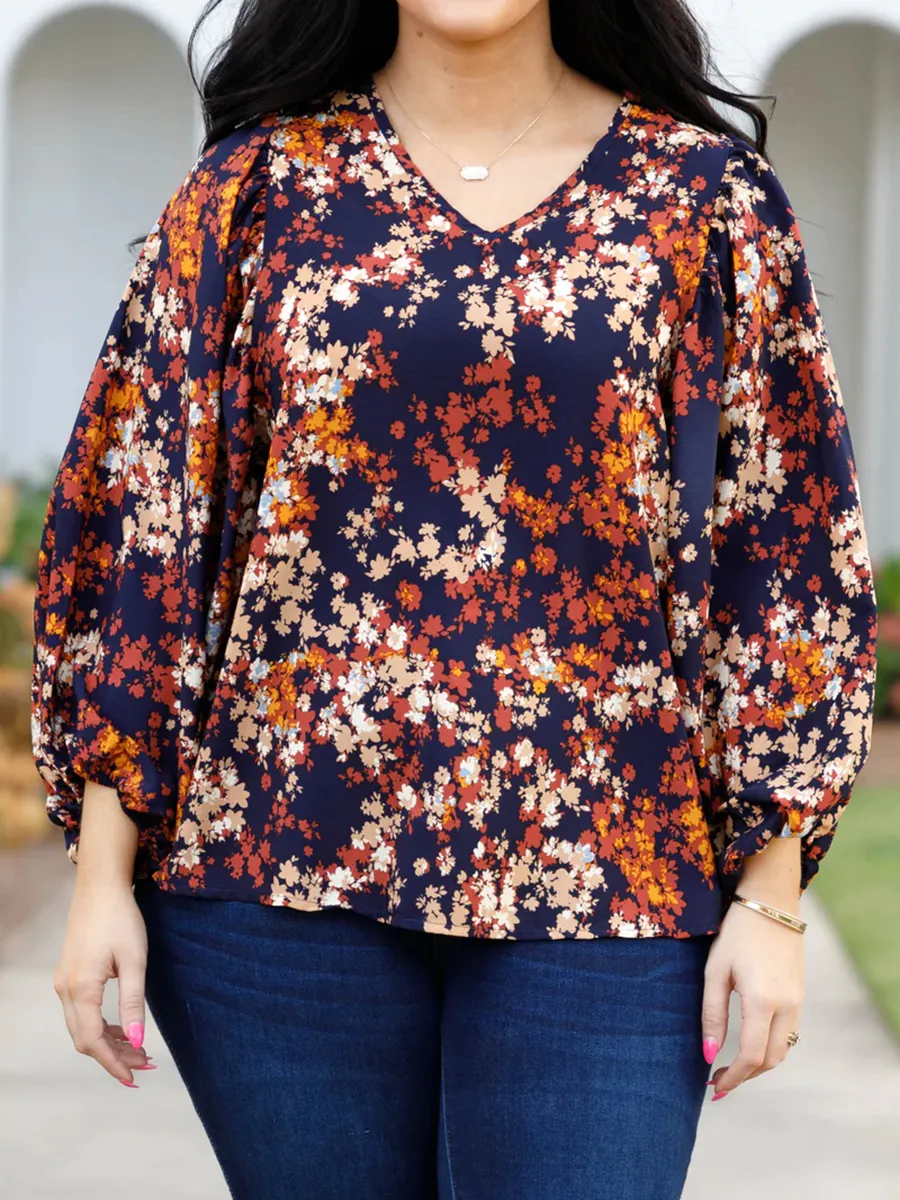 Floral pattern V-neck lantern sleeve shirt