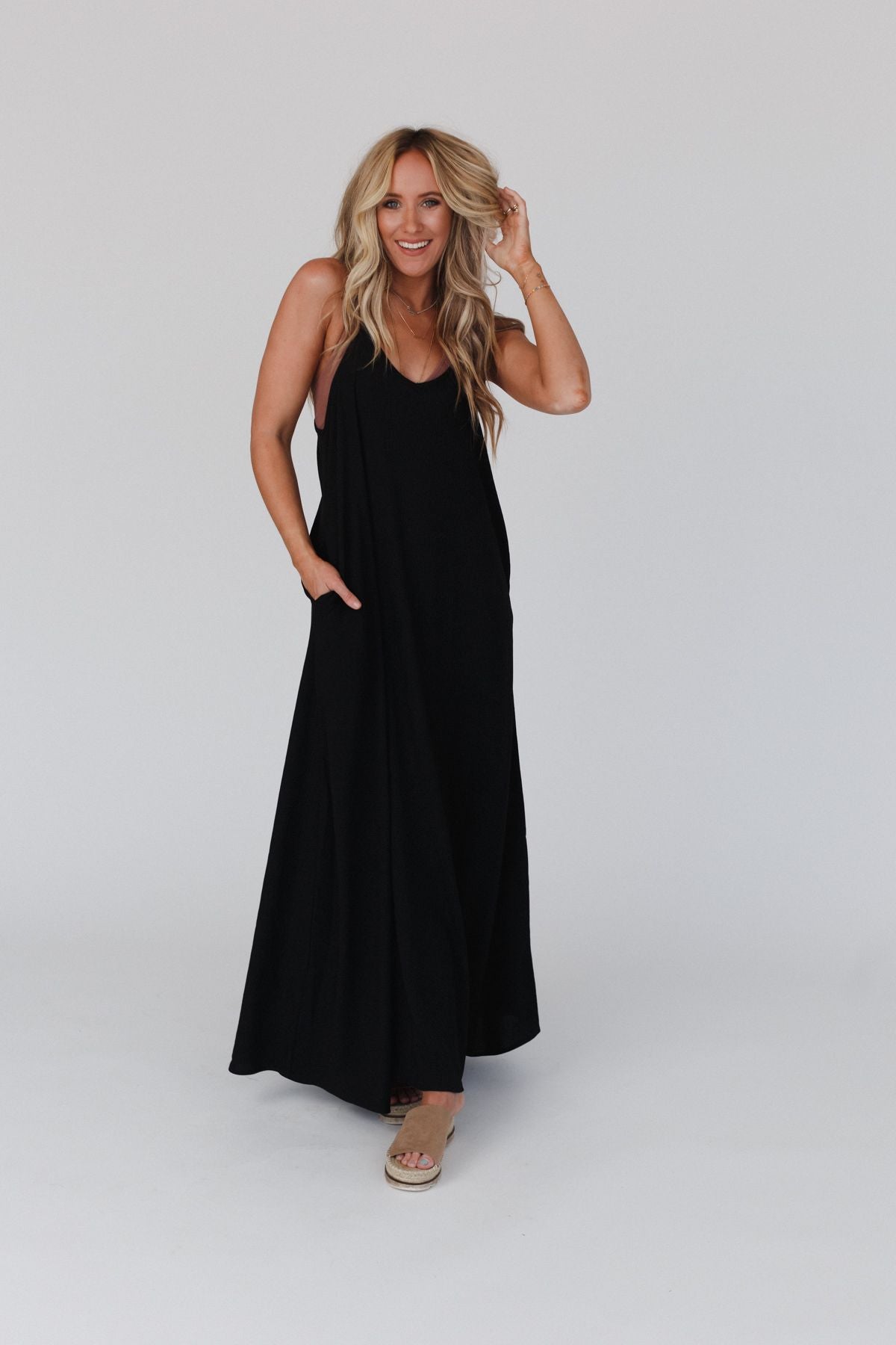 Oasis Pocket Maxi Dress - Black