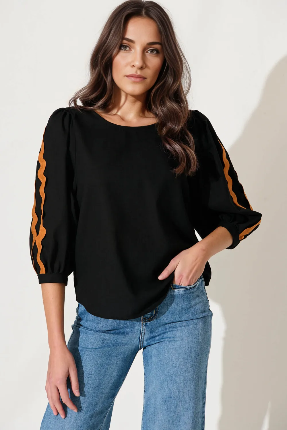 Juliet Top In Black Ric Rac Cotton Linen