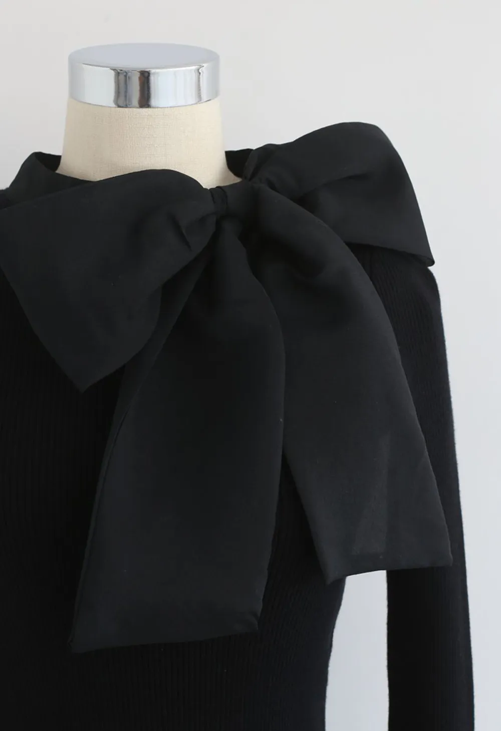 FANCY WITH BOWKNOT KNIT TOP IN BLACK