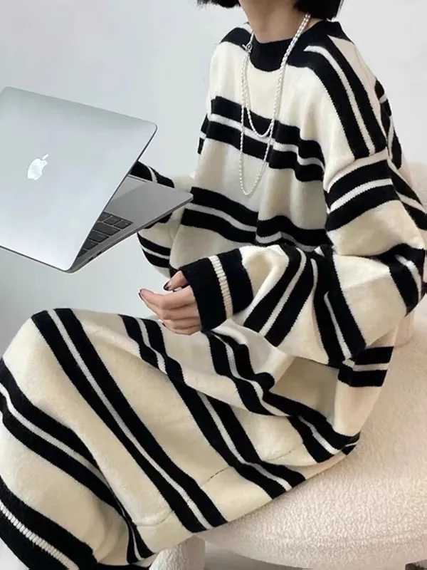 Urban Loose Long Sleeves Striped Round-Neck Midi Dresses