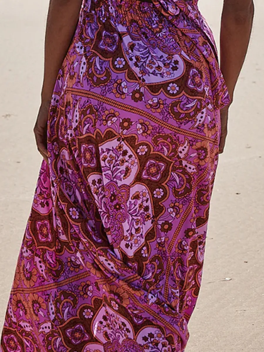 Neckline geometric print split dress