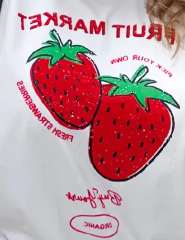 Strawberry T-shirt - Planet Charm