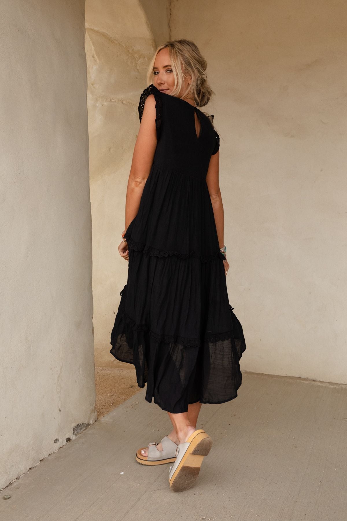 Mina Tiered Scallop Edge Maxi Dress - Black